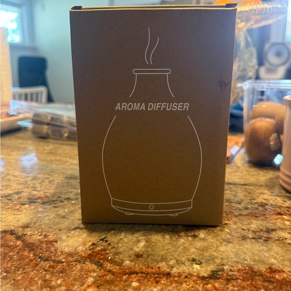 Textured Beige Ceramic Aroma Diffuser - Picture 2 of 2